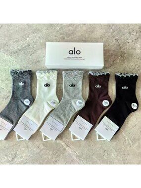 A18- ALO Yoga Women's Lace Trim Neutral Half-Crew Socks 5-Pair Box Set - NWT